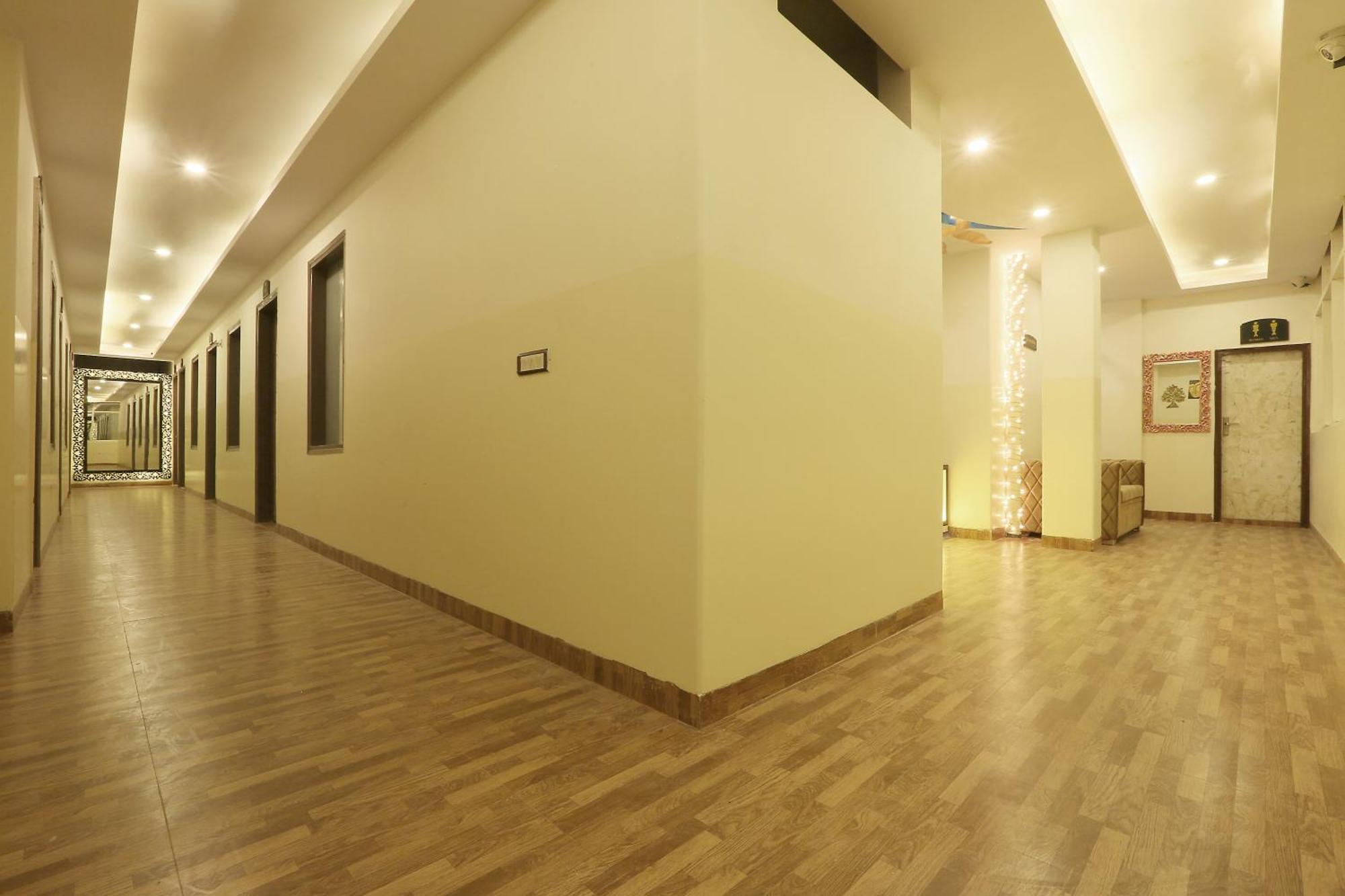 Bed and Breakfast Plazzo Prime Plaza At Delhi Airport Nowe Delhi Zewnętrze zdjęcie